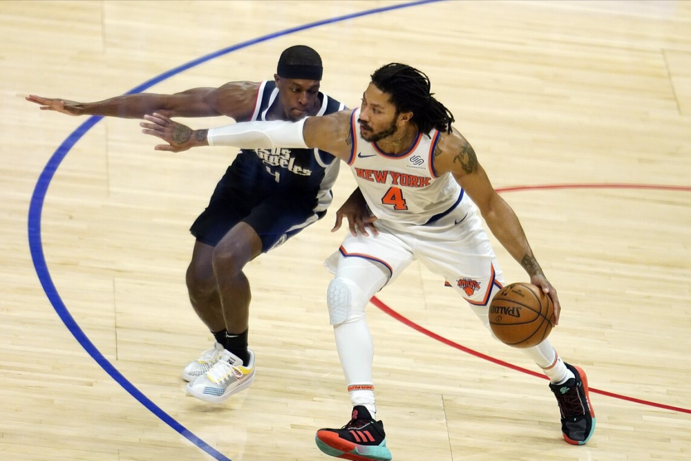 关于从今晨罗马调整名单以备全明星赛到德罗巴爆冷击败巴塞罗那，山东男篮豪取连胜备战亚冠的信息